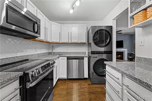 9125 N Swan Cir, Brentwood, MO 63144 - Photo 7