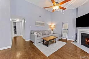9125 N Swan Cir, Brentwood, MO 63144 - Photo 3