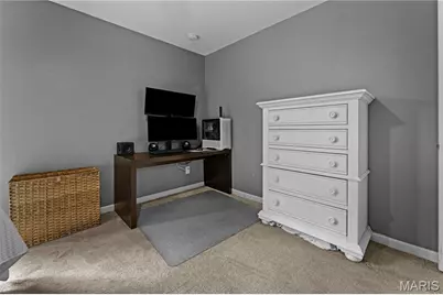 9125 N Swan Circle, Brentwood, MO 63144 - Photo 15