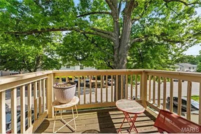 9125 N Swan Circle, Brentwood, MO 63144 - Photo 11