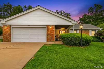12 Graeler Drive, Saint Louis, MO 63146 - Photo 1
