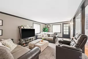 12 Graeler Dr, Saint Louis, MO 63146 - Photo 15