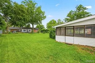 12 Graeler Dr, Saint Louis, MO 63146 - Photo 51