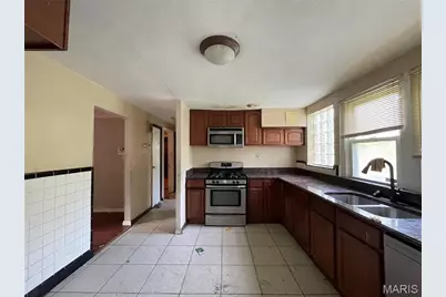3523 Elmhurst Drive, Saint Louis, MO 63121 - Photo 11