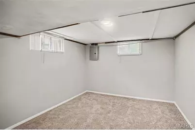 1145 Cheyenne Drive, Florissant, MO 63033 - Photo 9