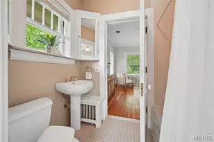 6650 Waterman Ave, University City, MO 63130 - Photo 17