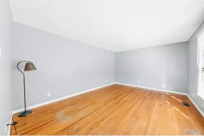 10246 Gregory Court, Saint Louis, MO 63128 - Photo 7