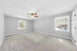 10246 Gregory Ct, Saint Louis, MO 63128 - Photo 31