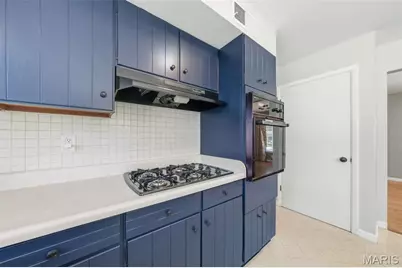 10246 Gregory Court, Saint Louis, MO 63128 - Photo 23