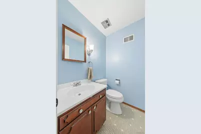 10246 Gregory Court, Saint Louis, MO 63128 - Photo 15