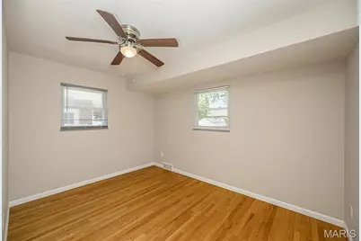 215 Walworth Drive, Saint Louis, MO 63125 - Photo 23