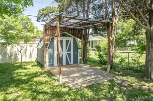 215 Walworth Dr, Saint Louis, MO 63125 - Photo 33