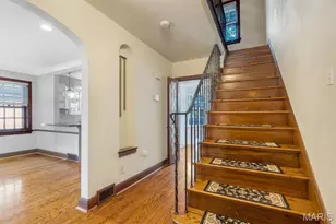 7312 Ravinia Dr, Saint Louis, MO 63121 - Photo 5