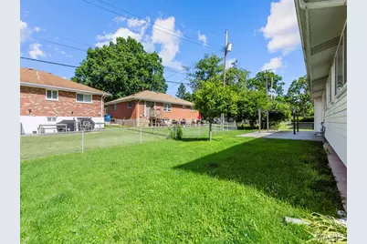 9709 Brookmere Drive, Saint Louis, MO 63123 - Photo 29