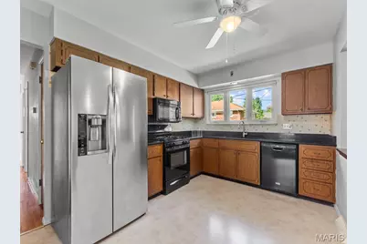 9709 Brookmere Drive, Saint Louis, MO 63123 - Photo 5