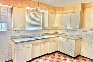 1615 Veronica Ave, Saint Louis, MO 63147 - Photo 5