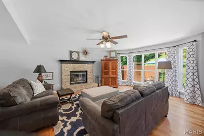 329 Gateford Drive, Ballwin, MO 63021 - Photo 9