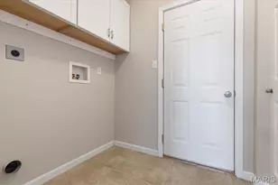 4380 Northpoint Cir, Saint Louis, MO 63129 - Photo 11