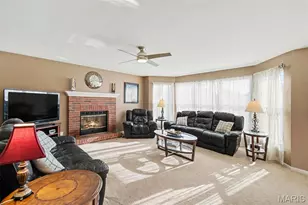 4814 Forder Oaks Ct, Oakville, MO 63129 - Photo 9