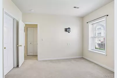 2415 S Lakeridge Court #15, Lake Saint Louis, MO 63367 - Photo 27