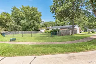 3633 Rue De Renard, Florissant, MO 63034 - Photo 27