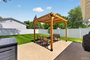 1301 Cave Springs Estate Dr, Saint Peters, MO 63376 - Photo 25