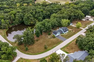 10 Briarwood Ct, Warrenton, MO 63383 - Photo 5