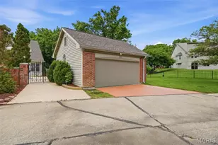 14300 Open Meadow Ct, Chesterfield, MO 63017 - Photo 33