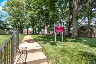 4353 Chateau De Ville Dr, Oakville, MO 63129 - Photo 41