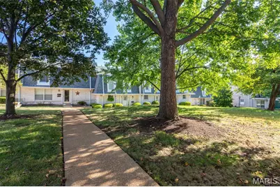 4353 Chateau De Ville Drive #D, Oakville, MO 63129 - Photo 29