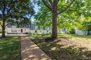 4353 Chateau De Ville Dr, Oakville, MO 63129 - Photo 29