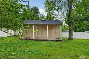 2360 Chambers Rd, Moline Acres, MO 63136 - Photo 21