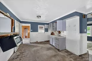 2360 Chambers Rd, Moline Acres, MO 63136 - Photo 7