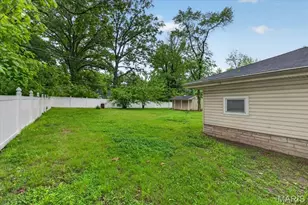 2360 Chambers Rd, Moline Acres, MO 63136 - Photo 19