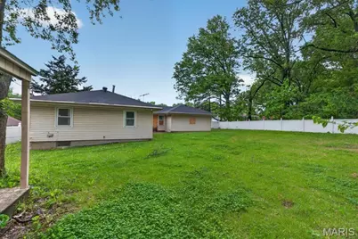 2360 Chambers Road, Moline Acres, MO 63136 - Photo 23