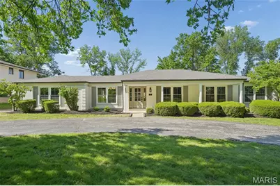 10 Spoede Woods Drive, Creve Coeur, MO 63141 - Photo 1
