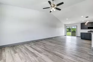 28716 Woodland Heights Dr, Warrenton, MO 63383 - Photo 7