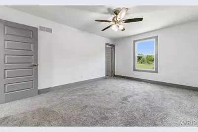 28716 Woodland Heights Drive, Warrenton, MO 63383 - Photo 17