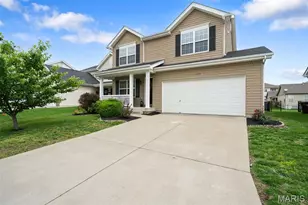 1113 Centre Lake Dr, Saint Peters, MO 63376 - Photo 1