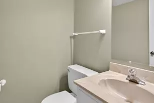 13304 Streamwood Dr, Saint Louis, MO 63141 - Photo 21