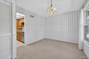 1203 Whispering Pines Dr, Saint Louis, MO 63146 - Photo 5