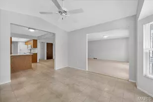 1203 Whispering Pines Dr, Saint Louis, MO 63146 - Photo 19
