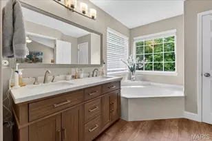 1342 Oak Borough Dr, Ballwin, MO 63021 - Photo 25