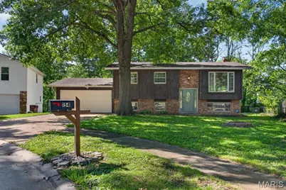 154 Parkside Acres Drive, Fenton, MO 63026 - Photo 1