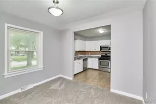 2146 Fairhaven Dr, Jennings, MO 63136 - Photo 11
