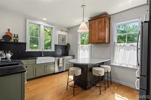 8564 Big Bend Blvd, Webster Groves, MO 63119 - Photo 15