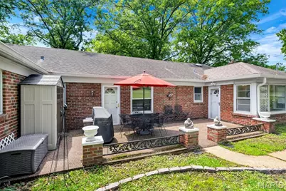 9071 Monmouth Drive, Saint Louis, MO 63117 - Photo 13