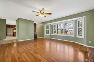 2094 Autumn Wood Dr, Saint Charles, MO 63303 - Photo 9