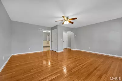2094 Autumn Wood Drive, Saint Charles, MO 63303 - Photo 33