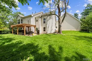 1535 Fawnvalley Dr, Des Peres, MO 63131 - Photo 41